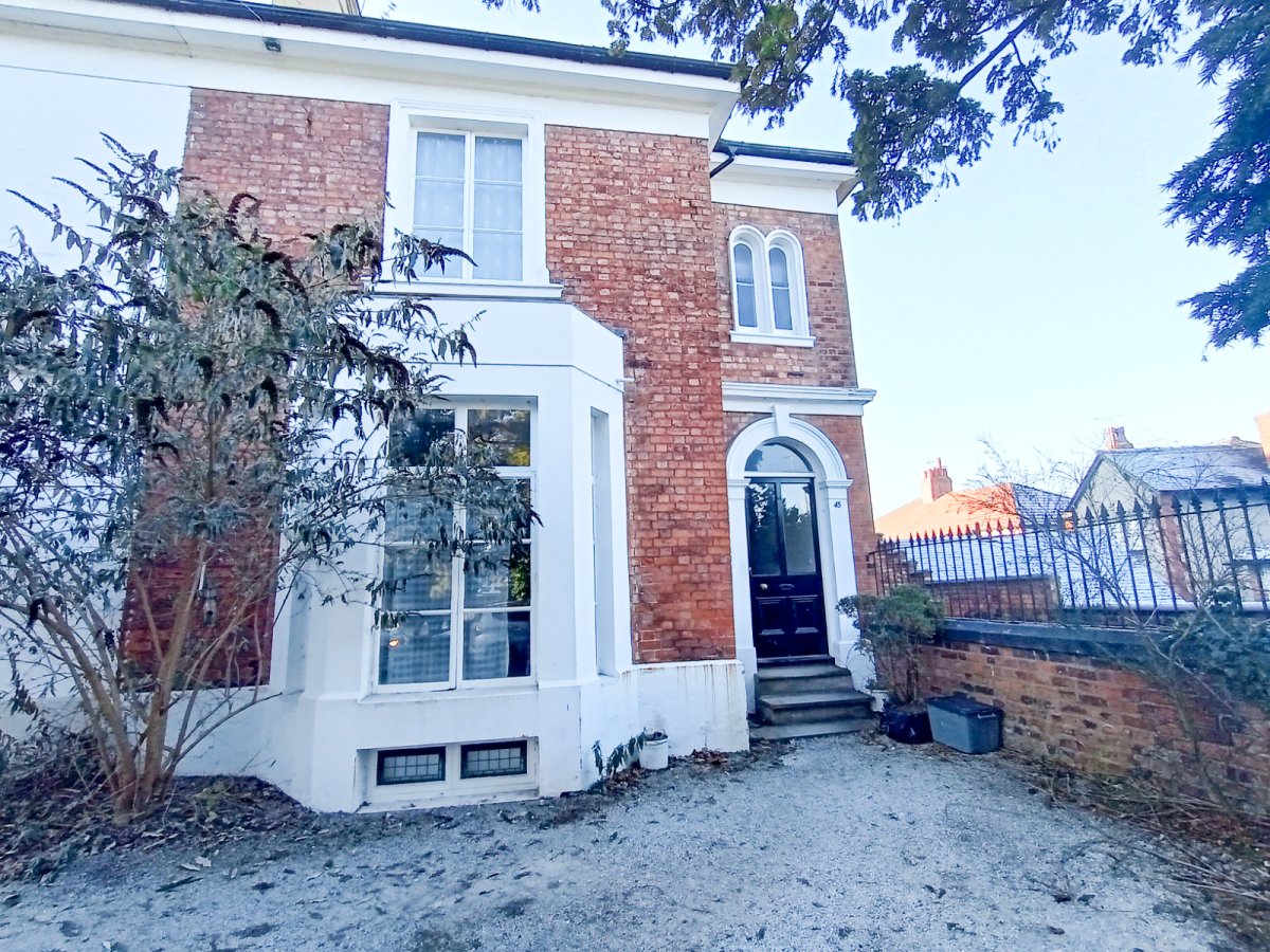 45 Liverpool Road, Chester