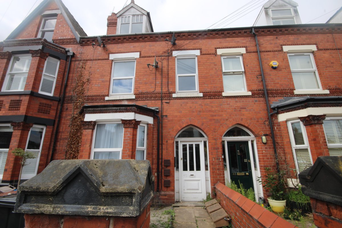 43 Halkyn Road, Chester